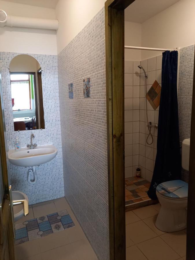 Gabor Vendeghaz Apartment Eger Bagian luar foto